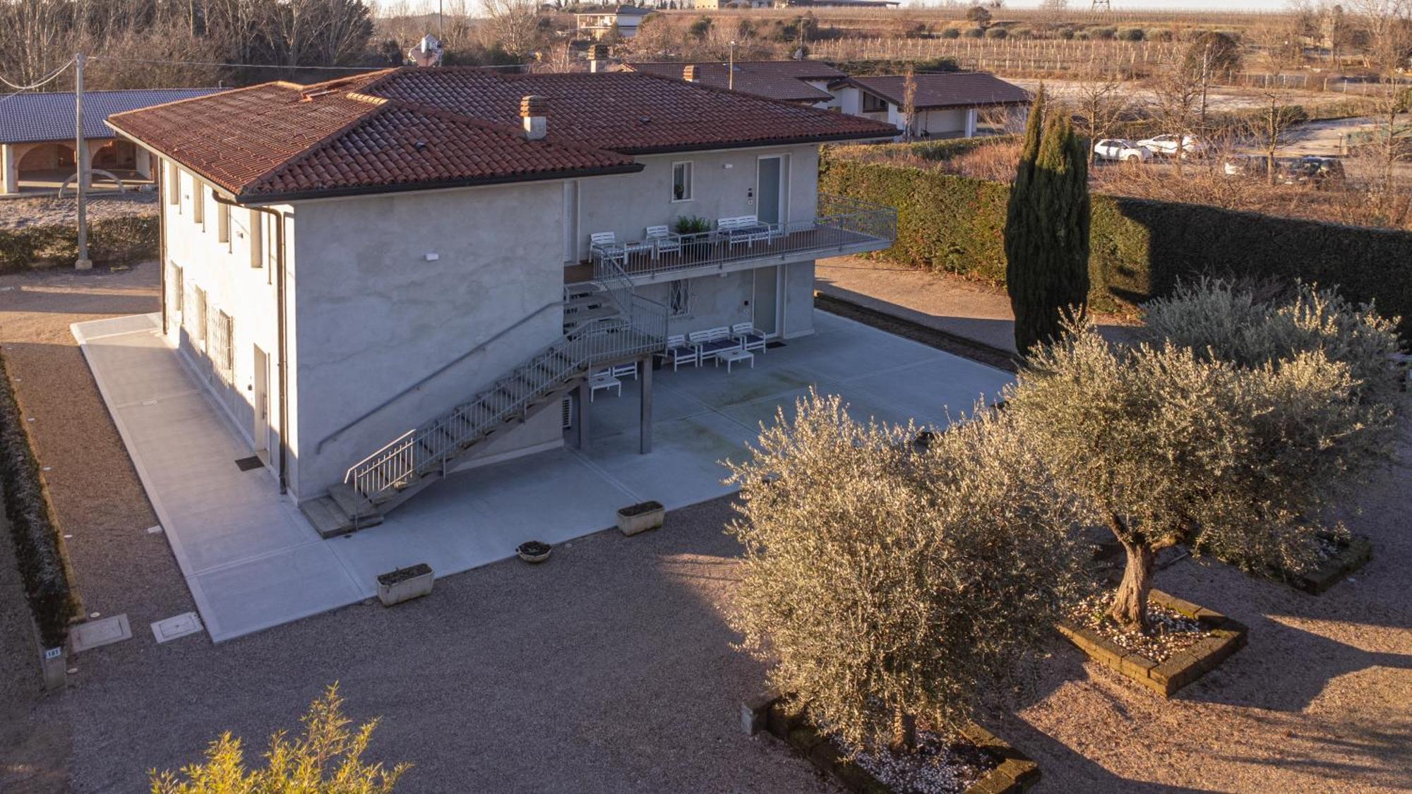 White Angel Daire Castelnuovo del Garda Dış mekan fotoğraf